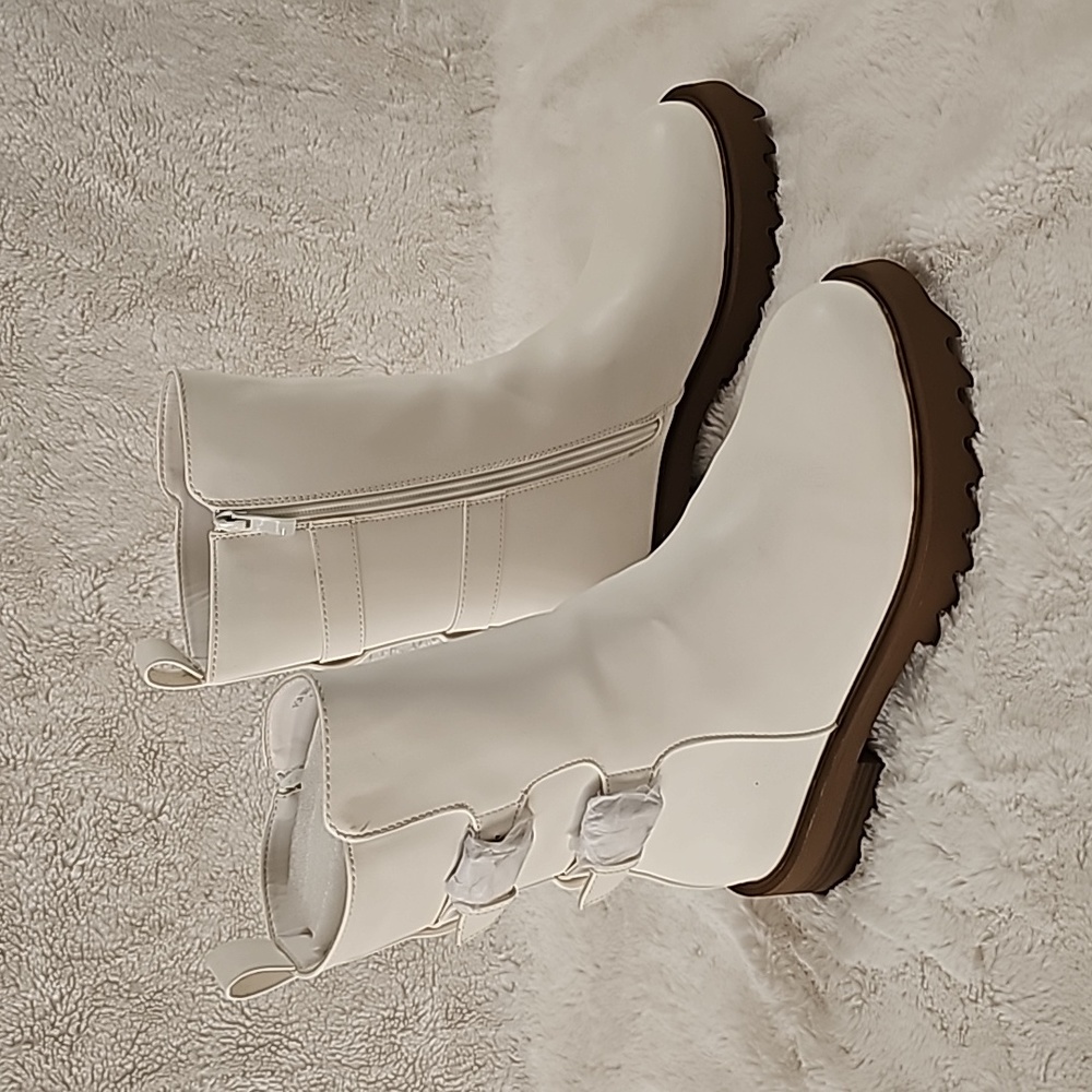 Journee Yasmine Boots